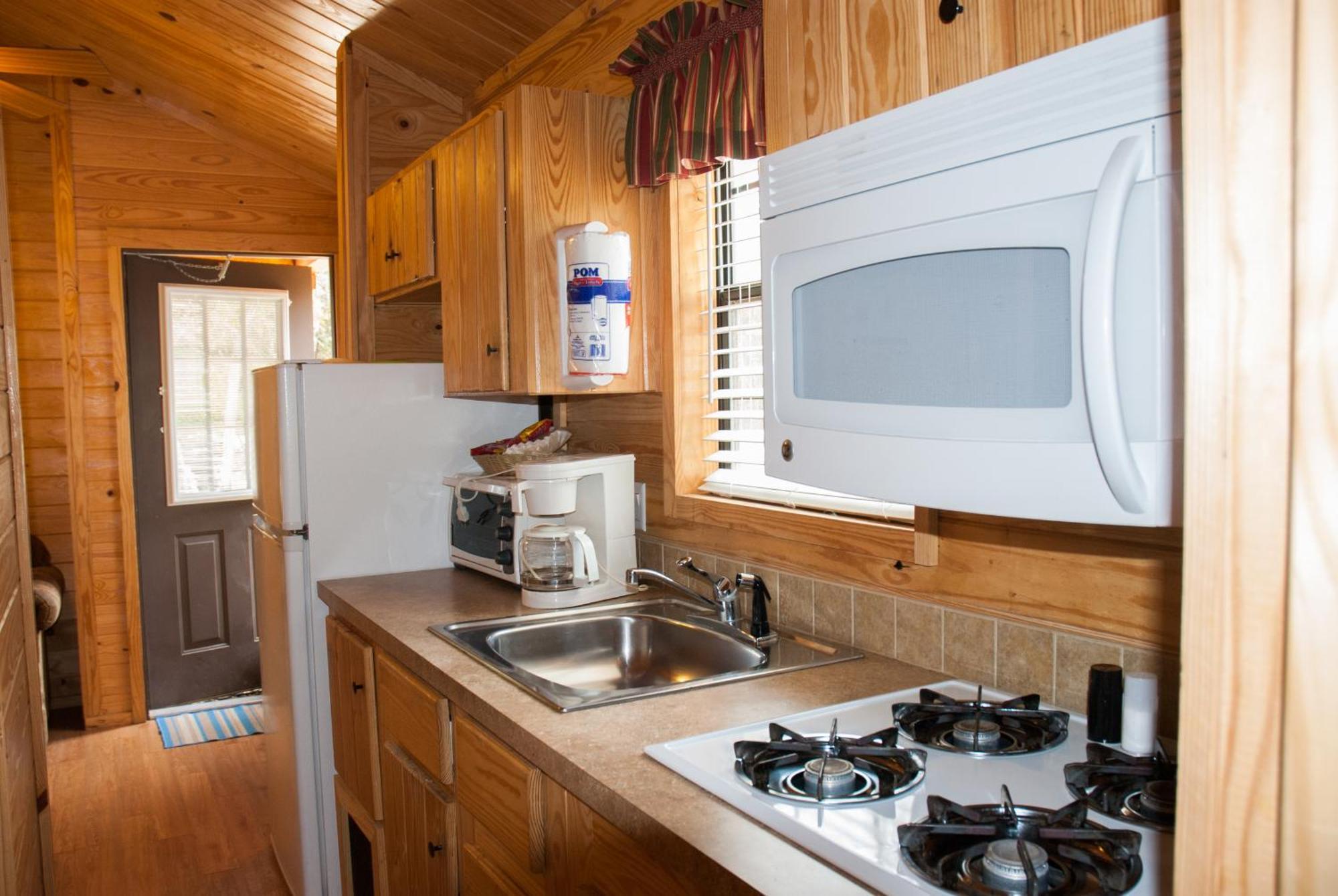 Medina Lake Camping Resort Cabin 3 Lakehills Dış mekan fotoğraf